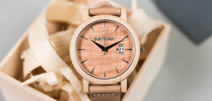 Elegancki drewniany zegarek